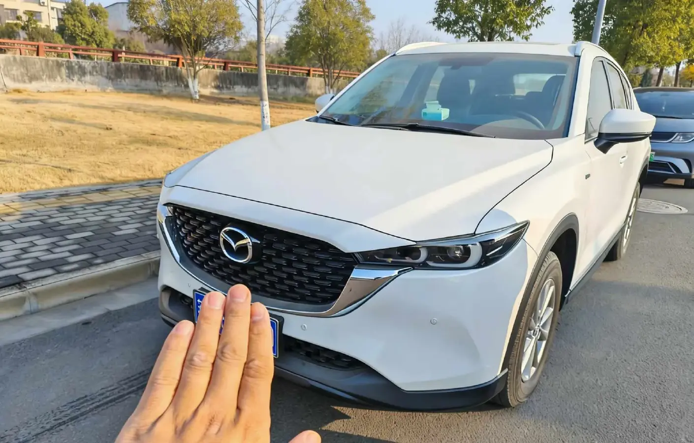 2022 MAXUS XinTu V90 2.0T 150HP L4 6AT