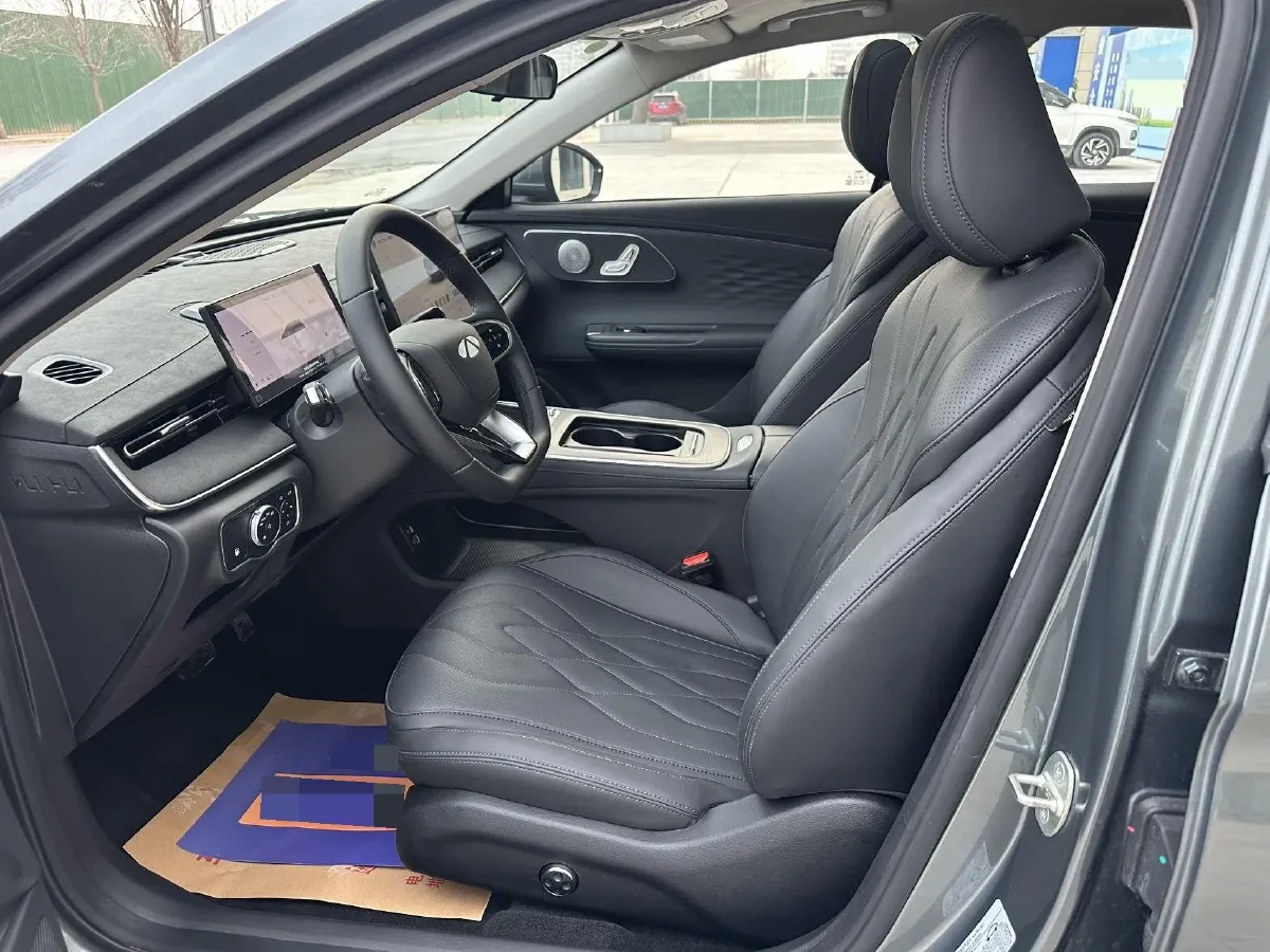 2025 Fulwin FulwinA8L 1.5T 156HP L4 1DHT PHEV 18.67KWH,autocango,china used car exporter,china ev exporter,chinese used car exporter,chinese used ev exporter