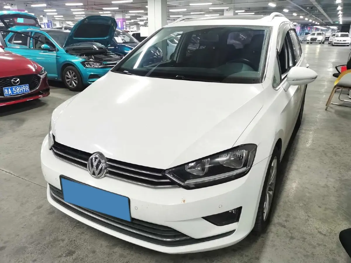 2018 Volkswagen Golf Sportsvan 1.4T 131HP L4 7DCT