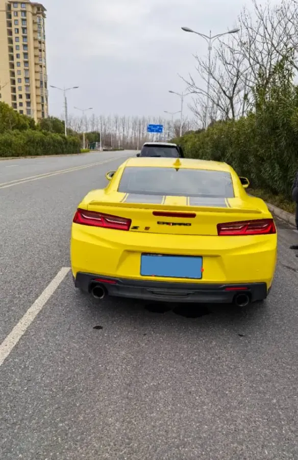 2017 Chevrolet Camaro 2.0T 275HP L4 8AT,autocango,china used car exporter,china ev exporter,chinese used car exporter,chinese used ev exporter