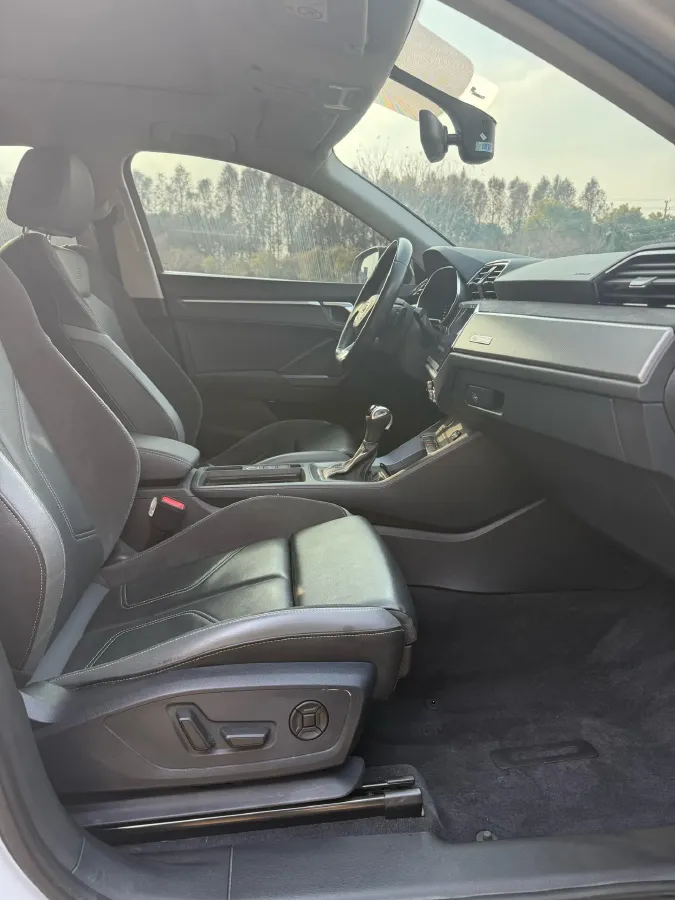 2022 Audi Q3 Sportback 2.0T 186HP L4 7DCT,autocango,china used car exporter,china ev exporter,chinese used car exporter,chinese used ev exporter