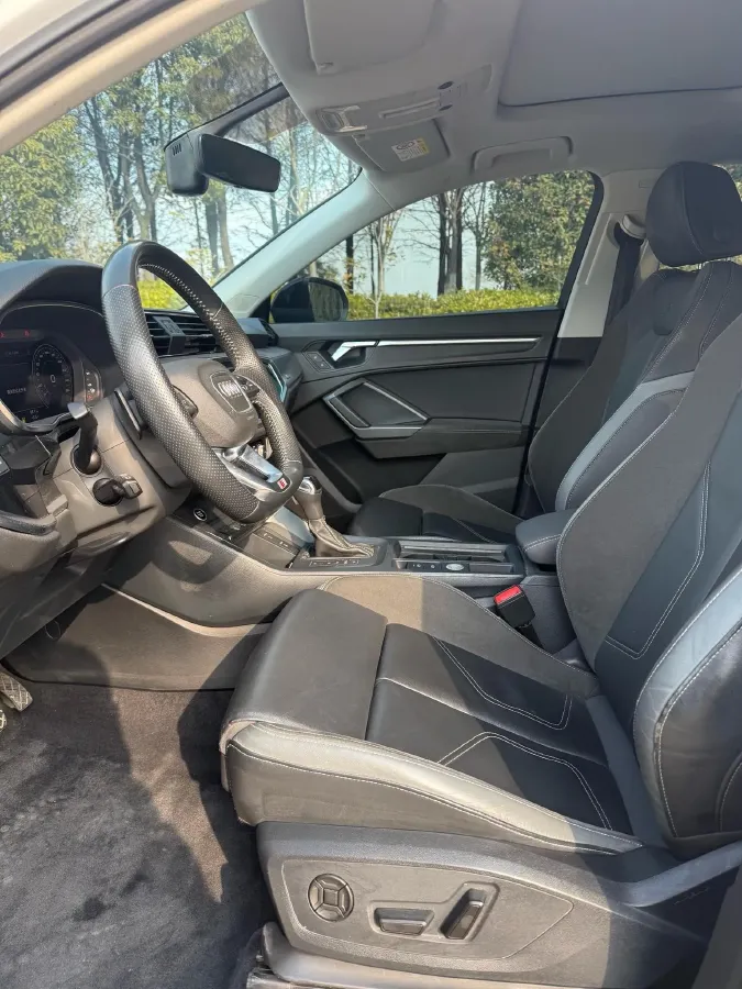 2022 Audi Q3 Sportback 2.0T 186HP L4 7DCT,autocango,china used car exporter,china ev exporter,chinese used car exporter,chinese used ev exporter