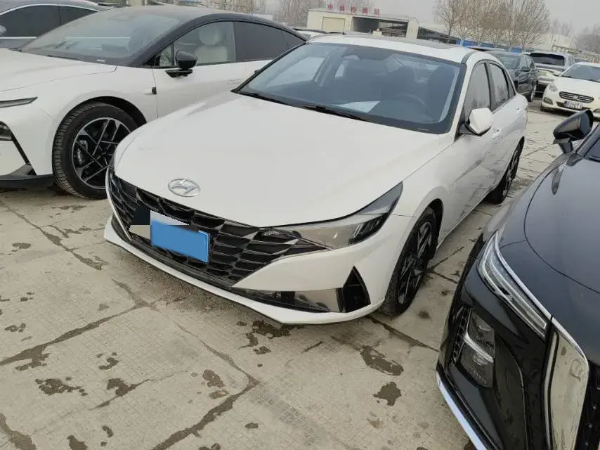 2021 Hyundai Elantra 1.5L 115HP L4 CVT
