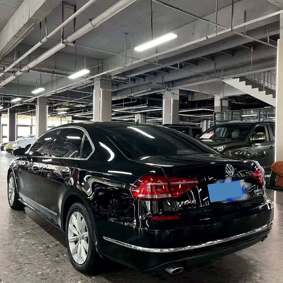 2017 Volkswagen Passat 1.8T 180HP L4 7DCT,autocango,china used car exporter,china ev exporter,chinese used car exporter,chinese used ev exporter