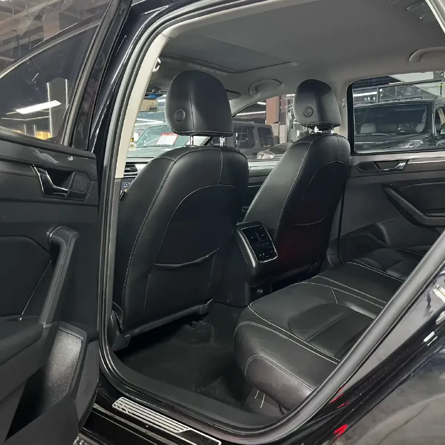 2017 Volkswagen Passat 1.8T 180HP L4 7DCT,autocango,china used car exporter,china ev exporter,chinese used car exporter,chinese used ev exporter