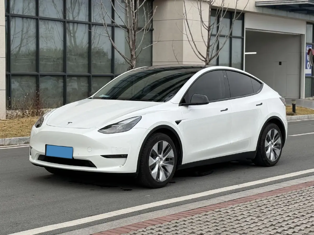 2021 Tesla Model Y BEV 60KWH