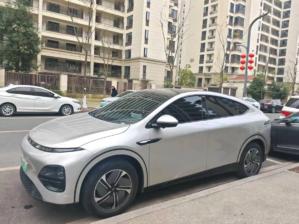 2023 Xpeng G6 BEV 66KWH
