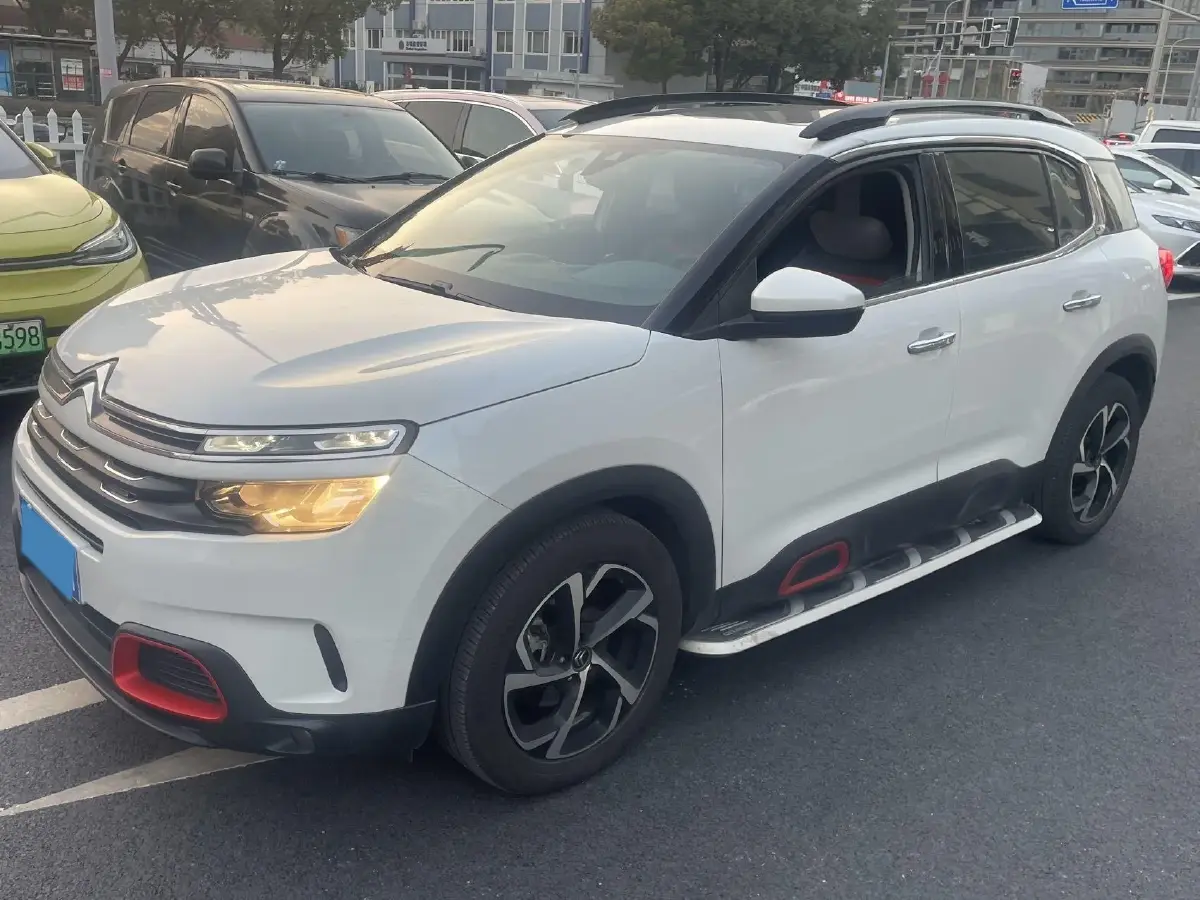 2017 Citroen C5 Aircross 1.6T 167HP L4 6AT