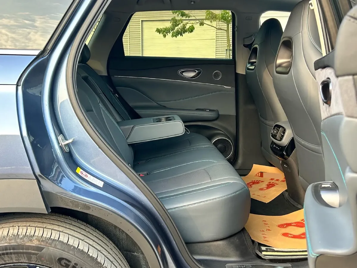 2024 BYD Frigate 07 1.5T 139HP L4 E-CVT PHEV 18.3KWH,autocango,china used car exporter,china ev exporter,chinese used car exporter,chinese used ev exporter