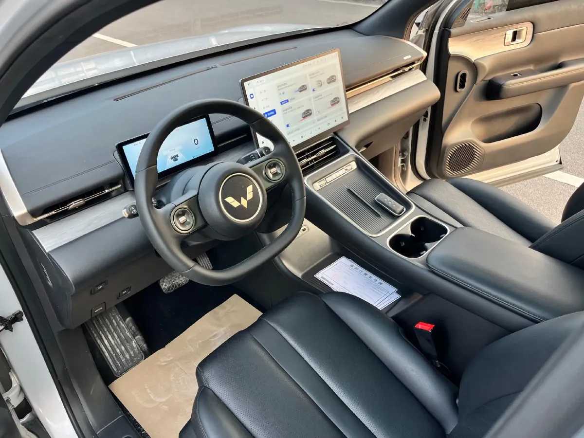 2024 WuLing XingGuangS 1.5L 106HP L4 E-CVT PHEV 20.5KWH,autocango,china used car exporter,china ev exporter,chinese used car exporter,chinese used ev exporter