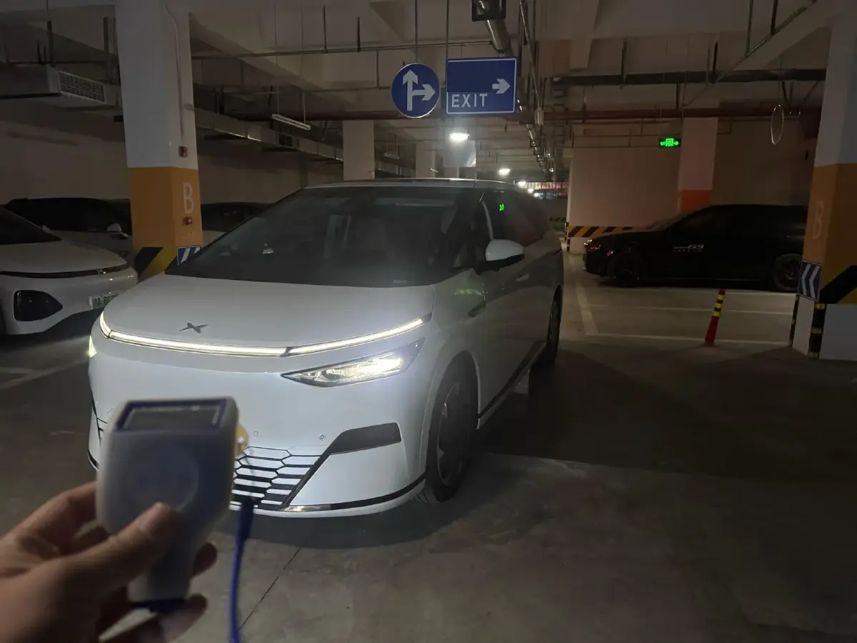 2024 Xpeng X9 BEV 101.5KWH