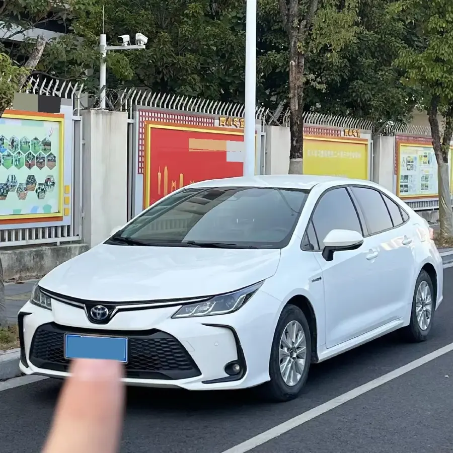 2023 Toyota Corolla 1.8L 98HP L4 E-CVT Hybrid