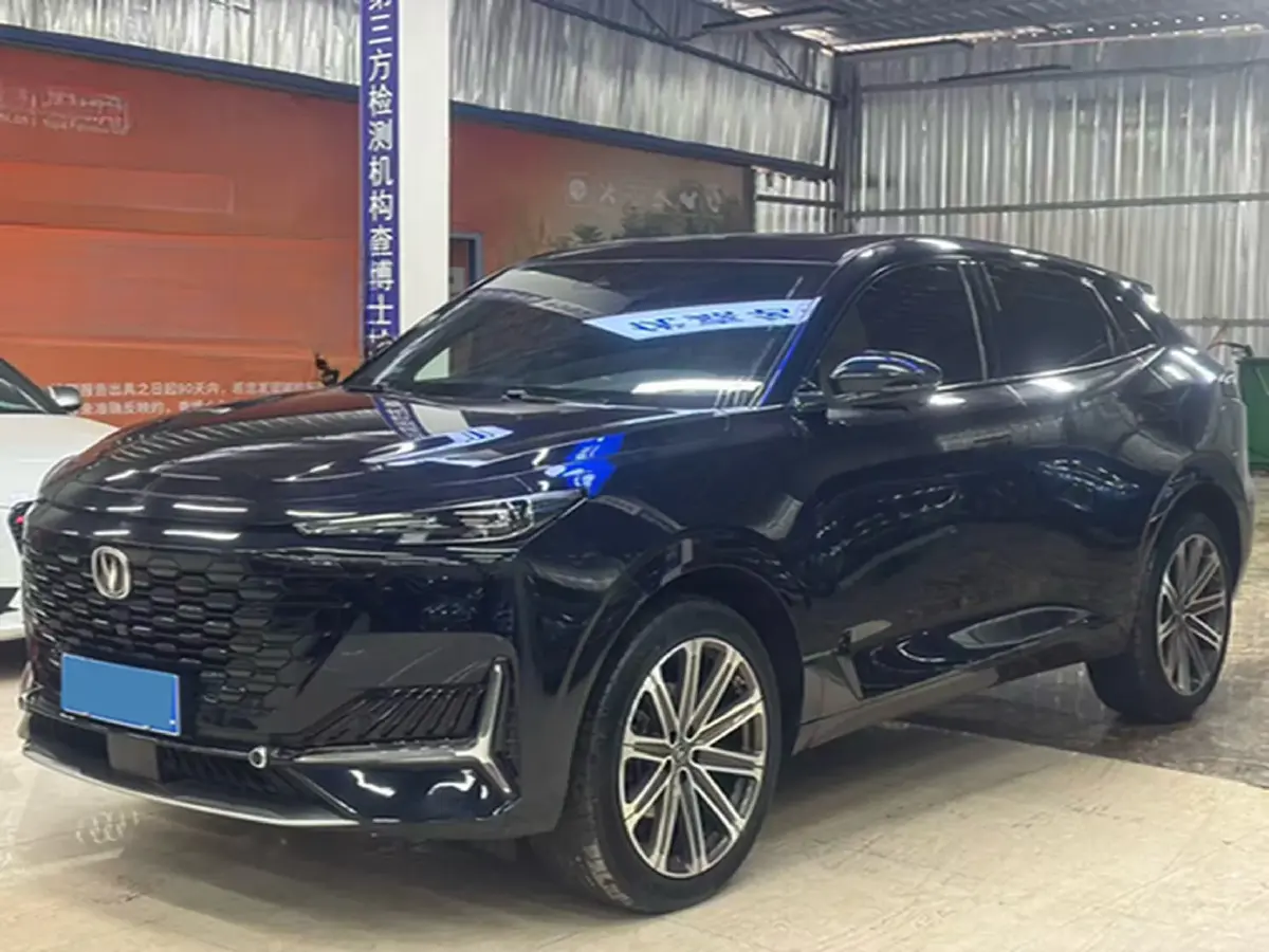 2021 ChangAn UNI-K 2.0T 233HP L4 8AT