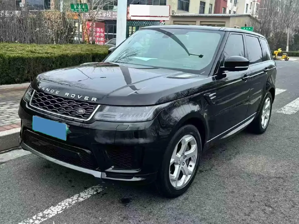 2018 Land Rover Range Rover Sport 2.0T 300HP L4 8AT PHEV 13.1KWH