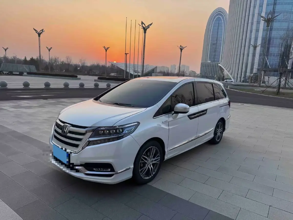 2019 Honda Elysioin 2.0L 146HP L4 E-CVT Hybrid