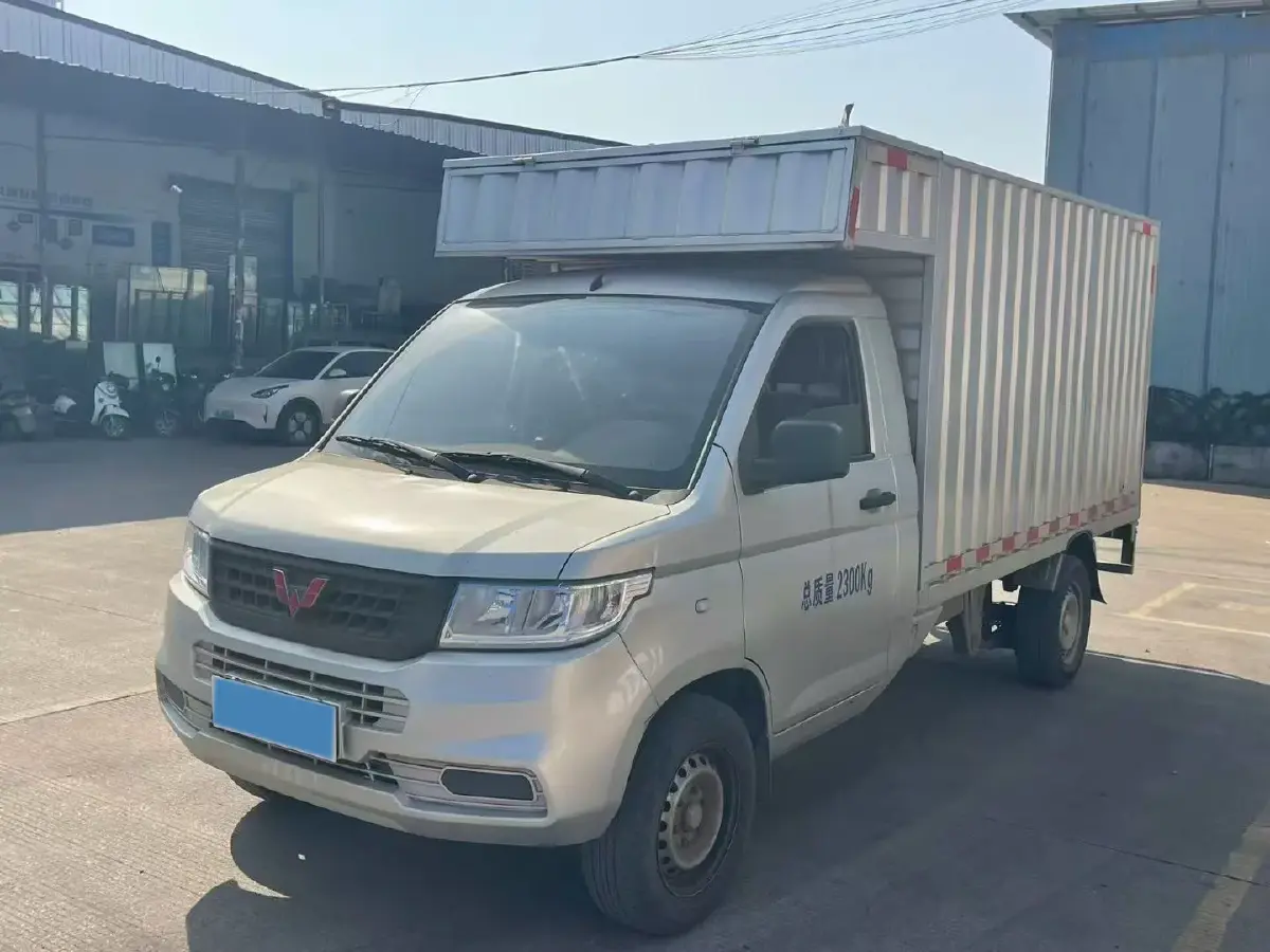 2019 WuLing RongGuang New Truck 1.5L 107HP L4 5MT