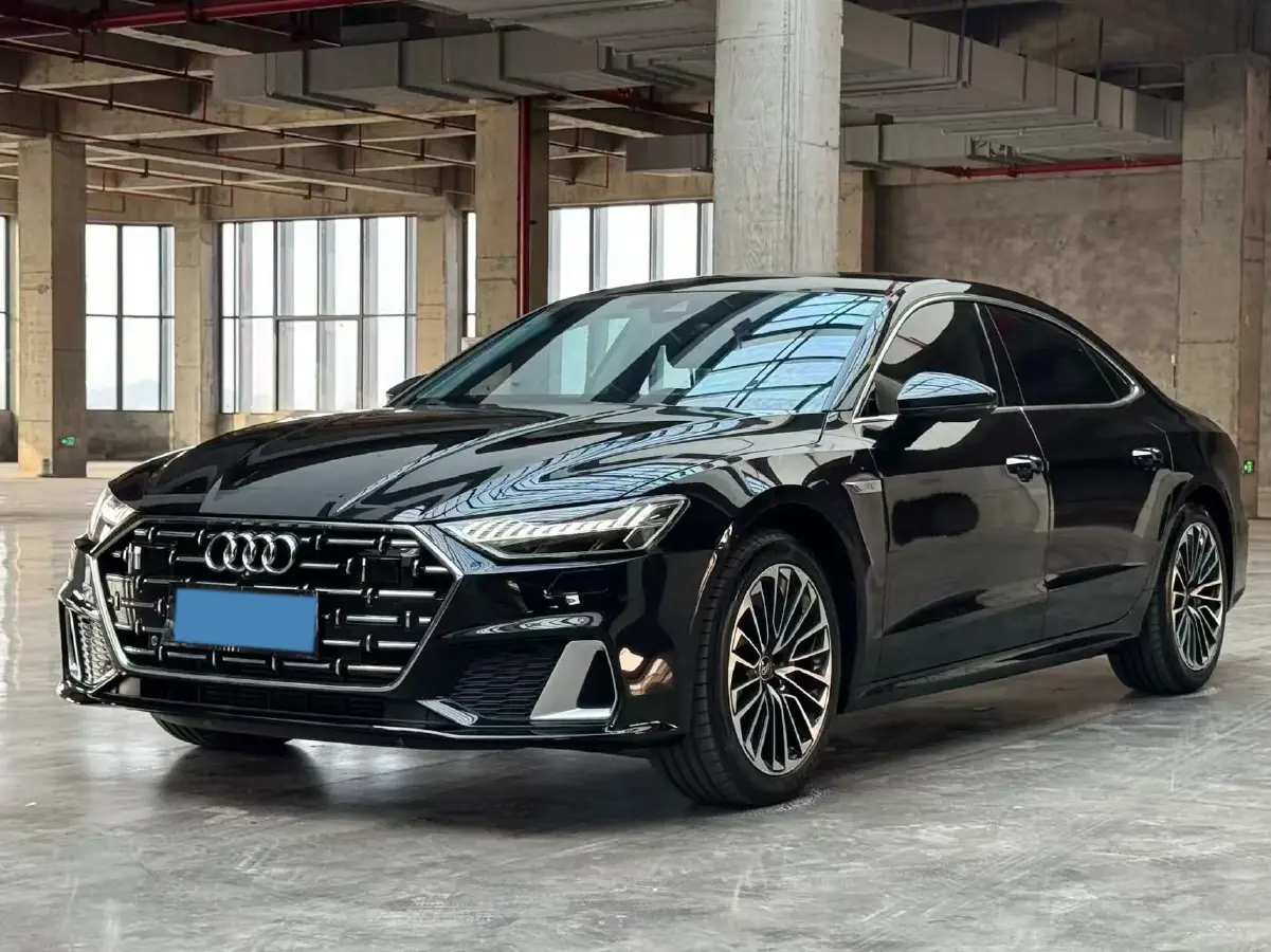 2024 Audi A7L 2.0T 245HP L4 7DCT