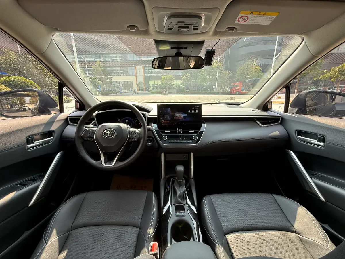 2023 Toyota Frontlander 2.0L 171HP L4 CVT,autocango,china used car exporter,china ev exporter,chinese used car exporter,chinese used ev exporter