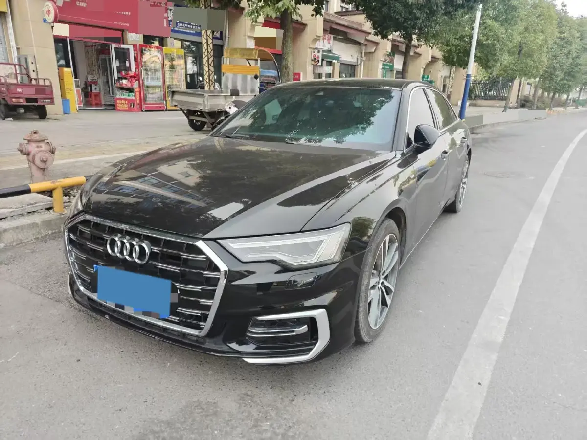 2023 Audi A6L 2.0T 190HP L4 7DCT
