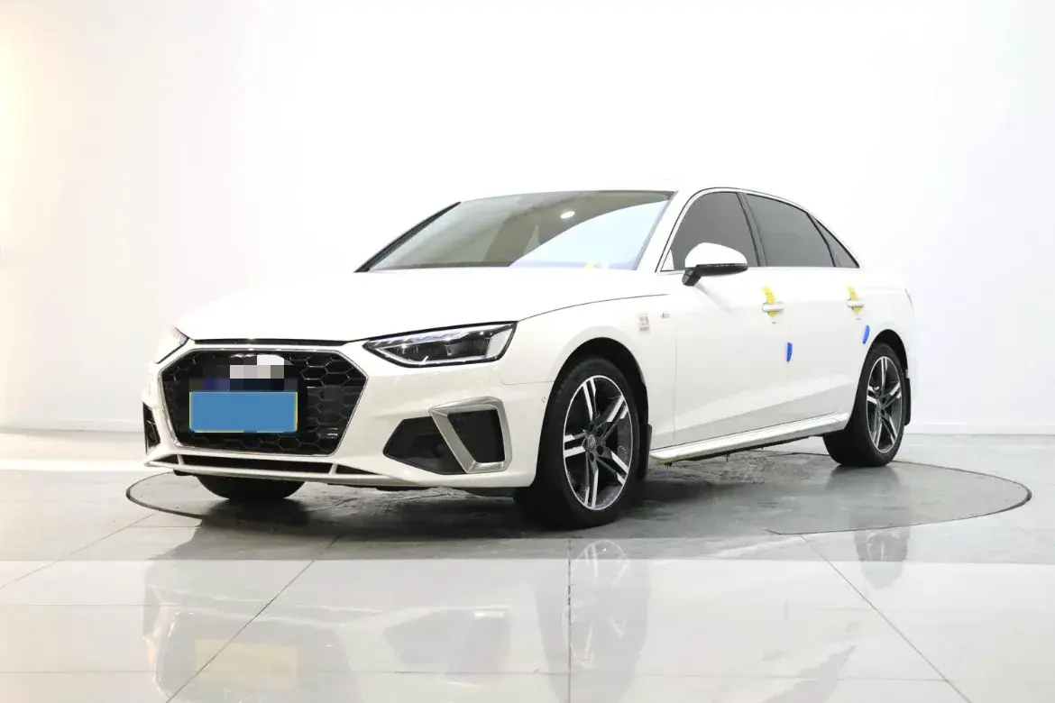 2020 Audi A4L 2.0T 190HP L4 7DCT