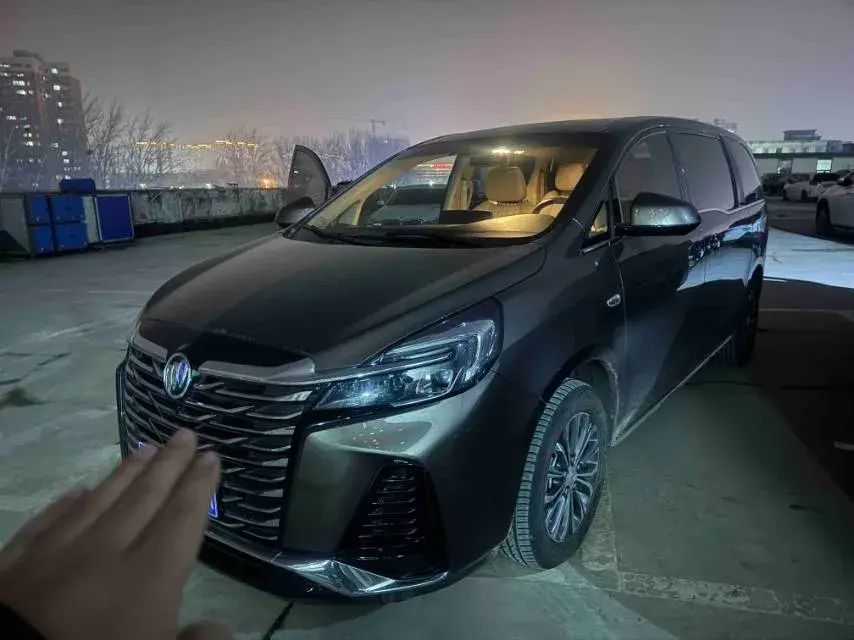 2023 Buick GL8 2.0T 237HP L4 9AT