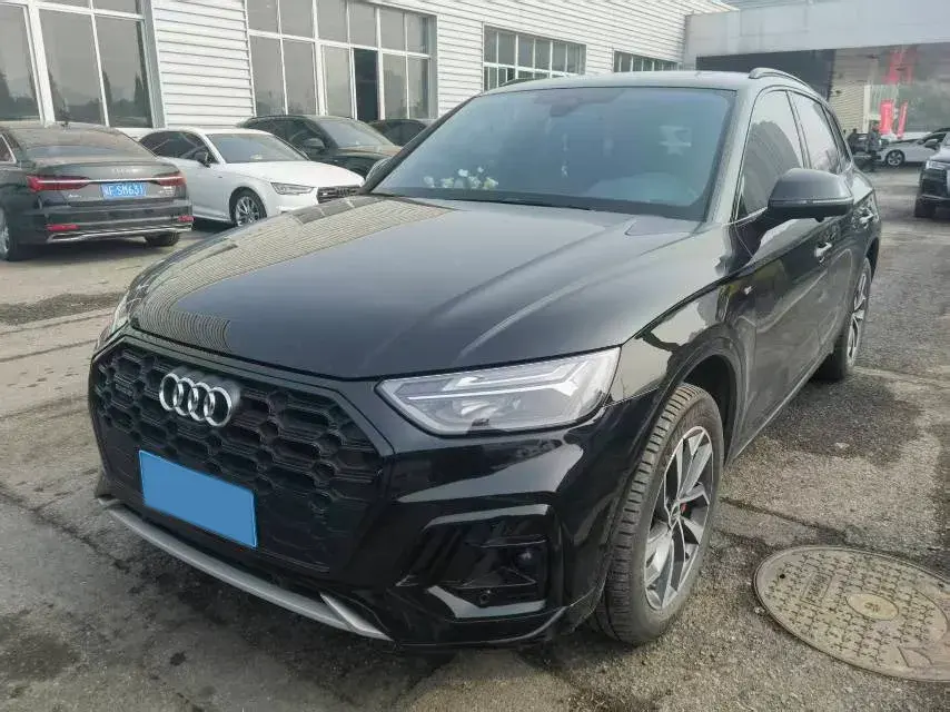 2025 Audi Q5L 2.0T 190HP L4 7DCT