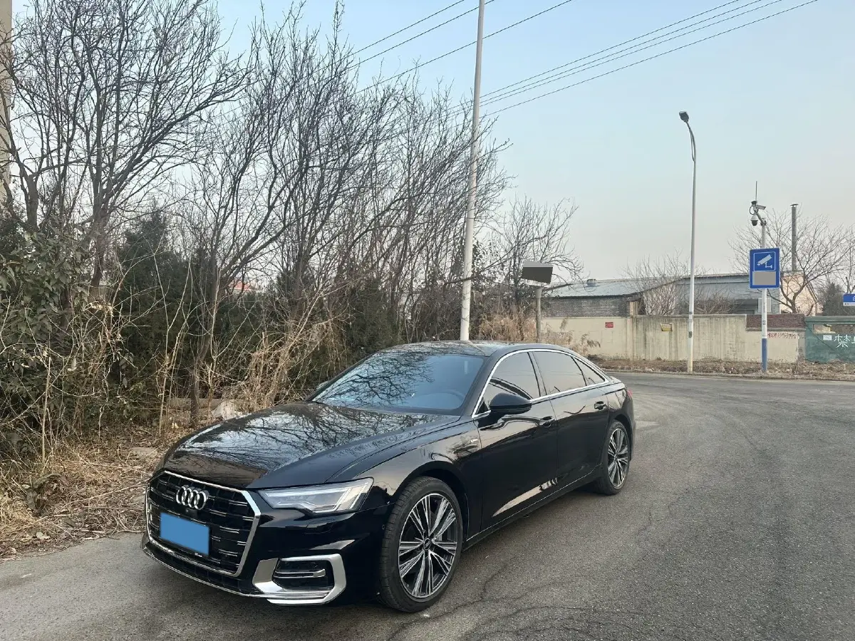 2024 Audi A6L 2.0T 245HP L4 7DCT