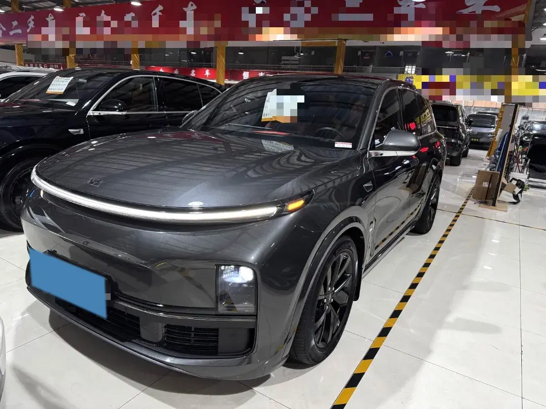 2023 Li L8 Range Extended 154HP REEV 40.9KWH