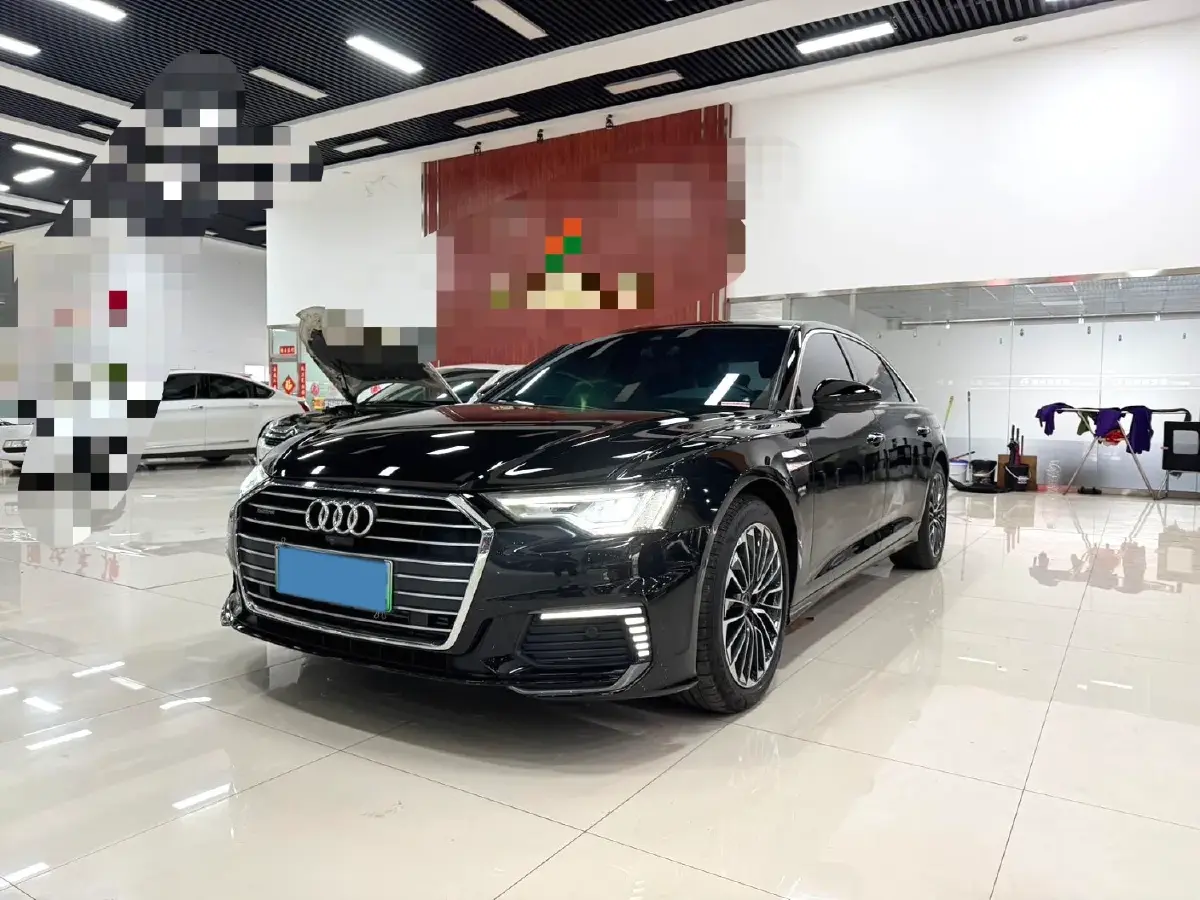 2023 Jaguar F-PACE 2.0T 250HP L4 8AT