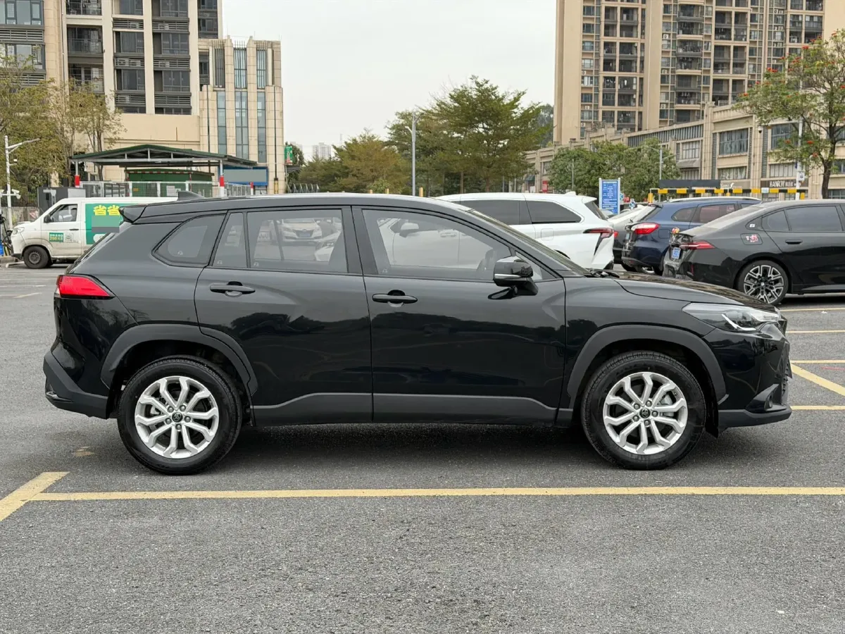 2023 Toyota Frontlander 2.0L 171HP L4 CVT,autocango,china used car exporter,china ev exporter,chinese used car exporter,chinese used ev exporter