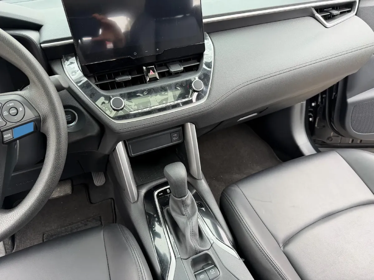 2023 Toyota Frontlander 2.0L 171HP L4 CVT,autocango,china used car exporter,china ev exporter,chinese used car exporter,chinese used ev exporter