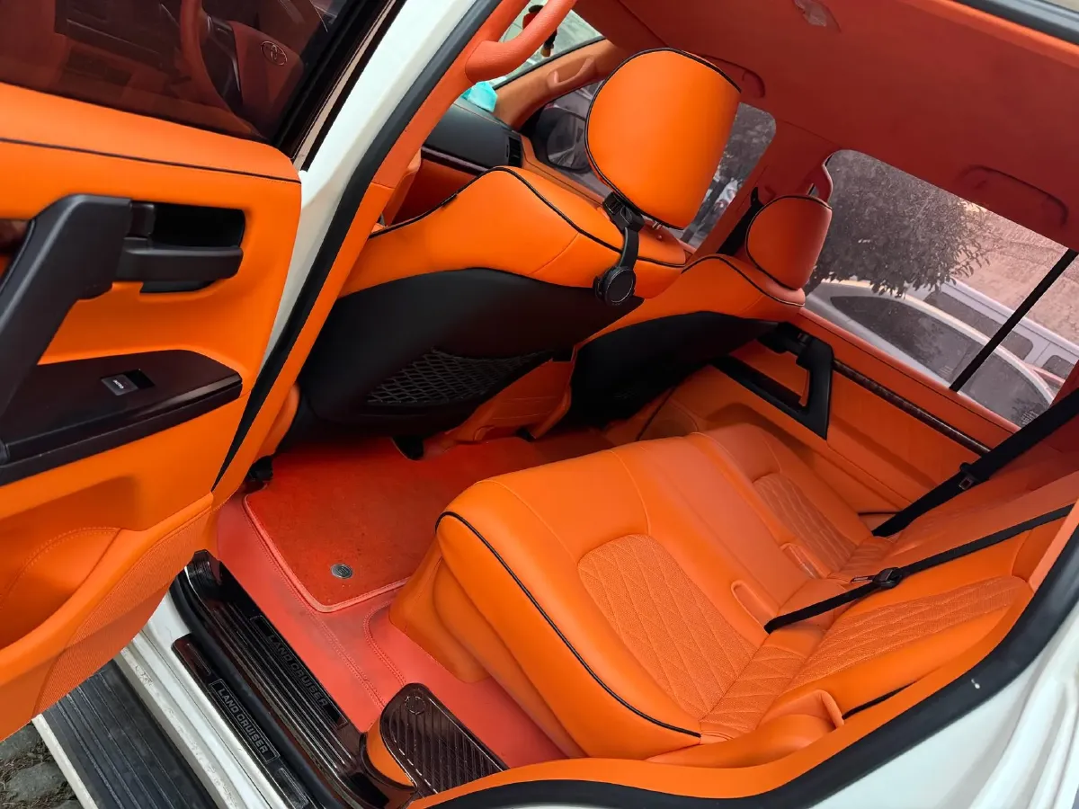 2016 Toyota Land Cruiser 4.0L 275HP V6 5AT,autocango,china used car exporter,china ev exporter,chinese used car exporter,chinese used ev exporter