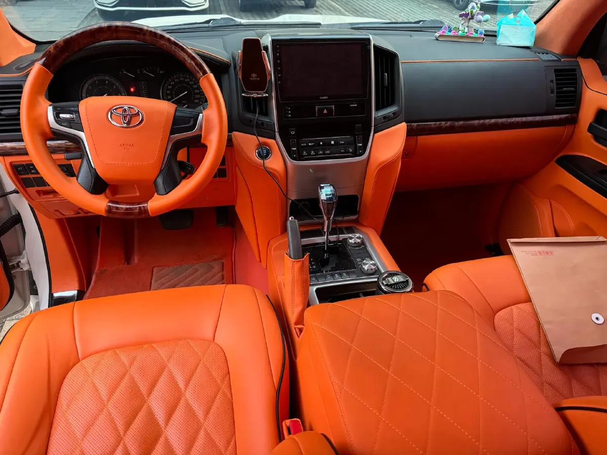 2016 Toyota Land Cruiser 4.0L 275HP V6 5AT,autocango,china used car exporter,china ev exporter,chinese used car exporter,chinese used ev exporter