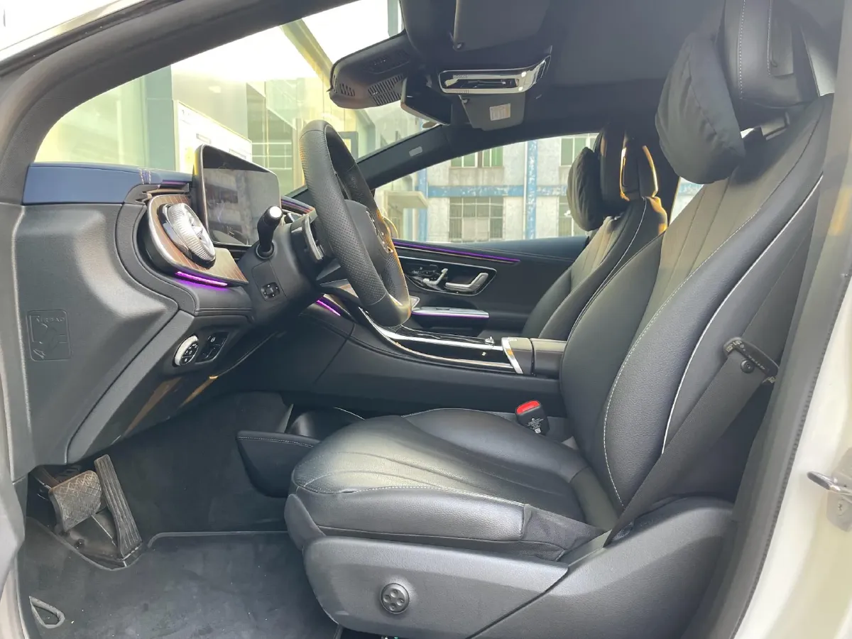2025 Mercedes-Benz EQE Class BEV 96.1KWH,autocango,china used car exporter,china ev exporter,chinese used car exporter,chinese used ev exporter