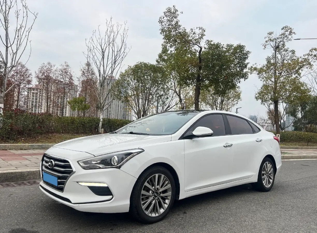 2019 Hyundai Mistra 1.8L 143HP L4 6AT