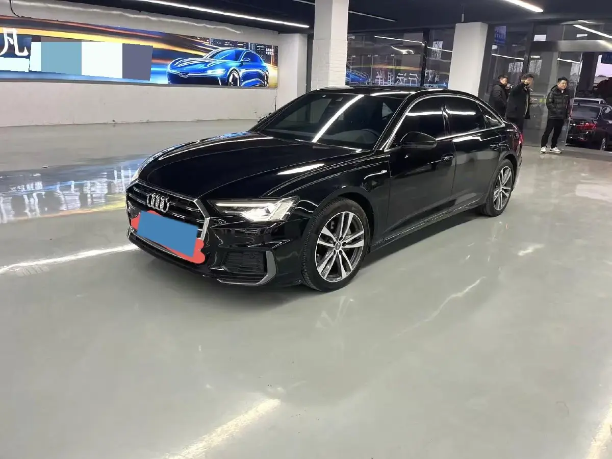 2022 Audi A6L 2.0T 190HP L4 7DCT