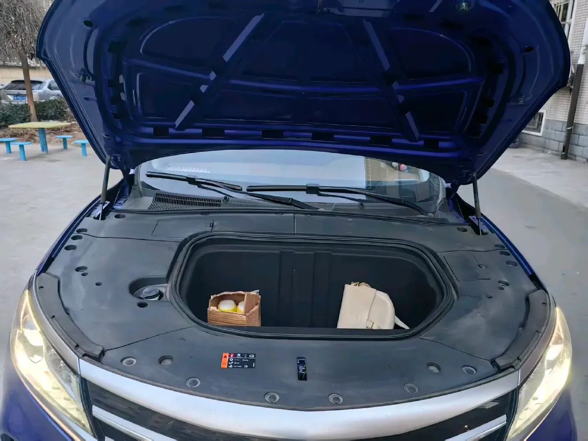 2018 Roewe MARVEL X BEV 52.5KWH,autocango,china used car exporter,china ev exporter,chinese used car exporter,chinese used ev exporter