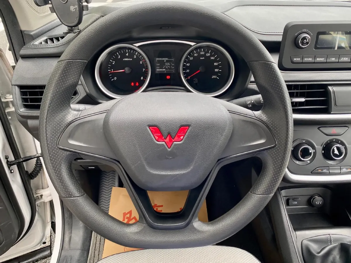 2019 JinBei JinDian 2.2L 116HP L4 5MT,autocango,china used car exporter,china ev exporter,chinese used car exporter,chinese used ev exporter