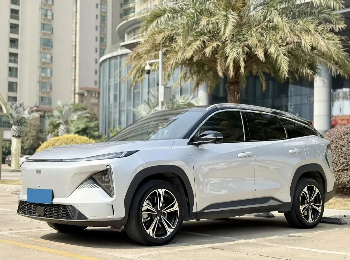 2024 Geely Galaxy L7 1.5T 163HP L4 3DHT PHEV 18.7KWH