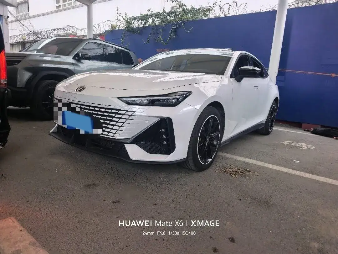 2023 ChangAn UNI-V 1.5T 188HP L4 7DCT