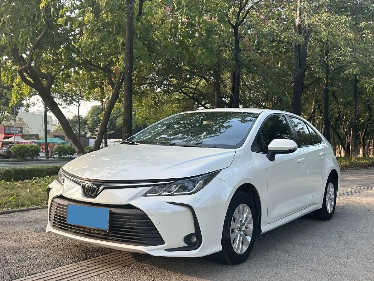 2019 Toyota Corolla 1.2T 116HP L4 CVT