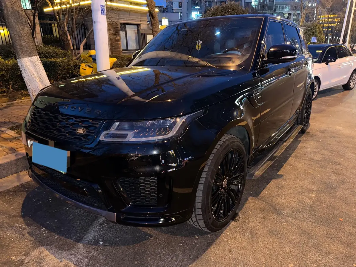 2018 Land Rover Range Rover Sport 2.0T 300HP L4 8AT PHEV 13.1KWH