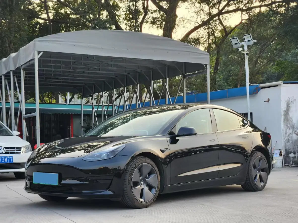 2022 Tesla Model 3 BEV 60KWH