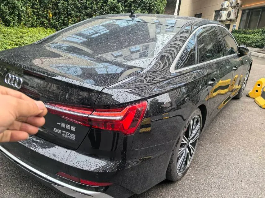 2023 Audi A6L 2.0T 245HP L4 7DCT,autocango,china used car exporter,china ev exporter,chinese used car exporter,chinese used ev exporter