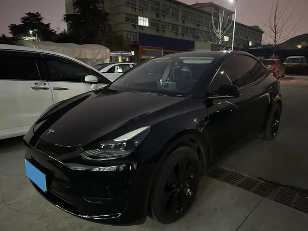 2022 Tesla Model Y BEV 60KWH