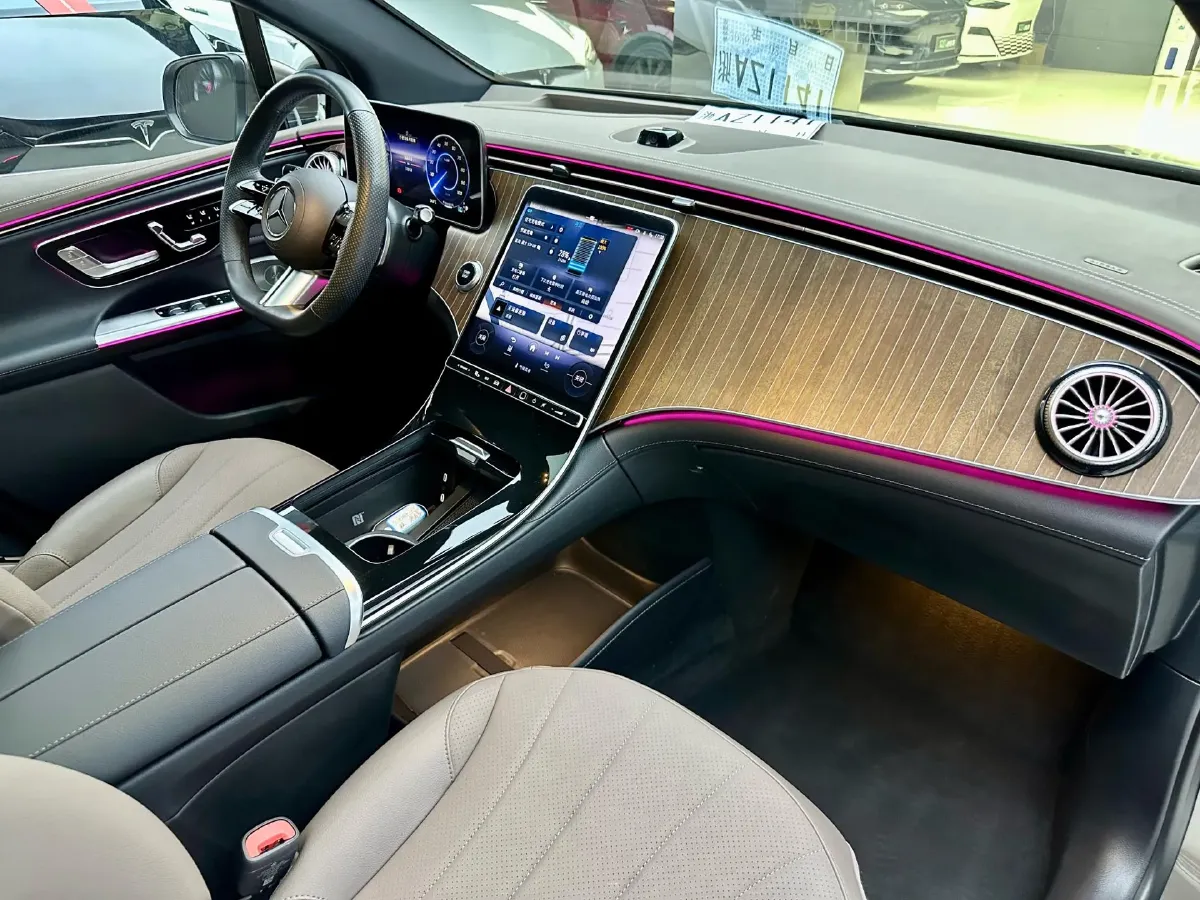 2023 Mercedes-Benz EQE SUV BEV 96.1KWH,autocango,china used car exporter,china ev exporter,chinese used car exporter,chinese used ev exporter