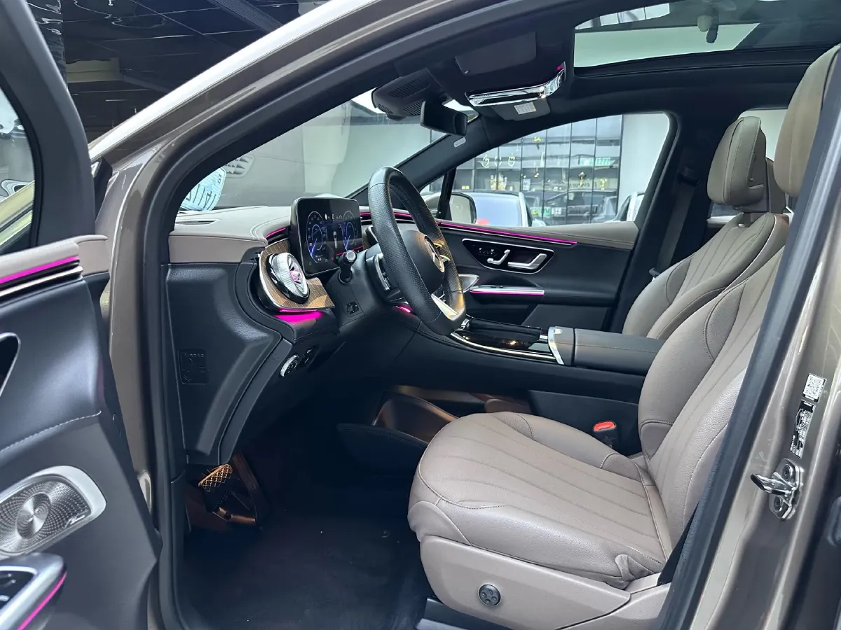 2023 Mercedes-Benz EQE SUV BEV 96.1KWH,autocango,china used car exporter,china ev exporter,chinese used car exporter,chinese used ev exporter