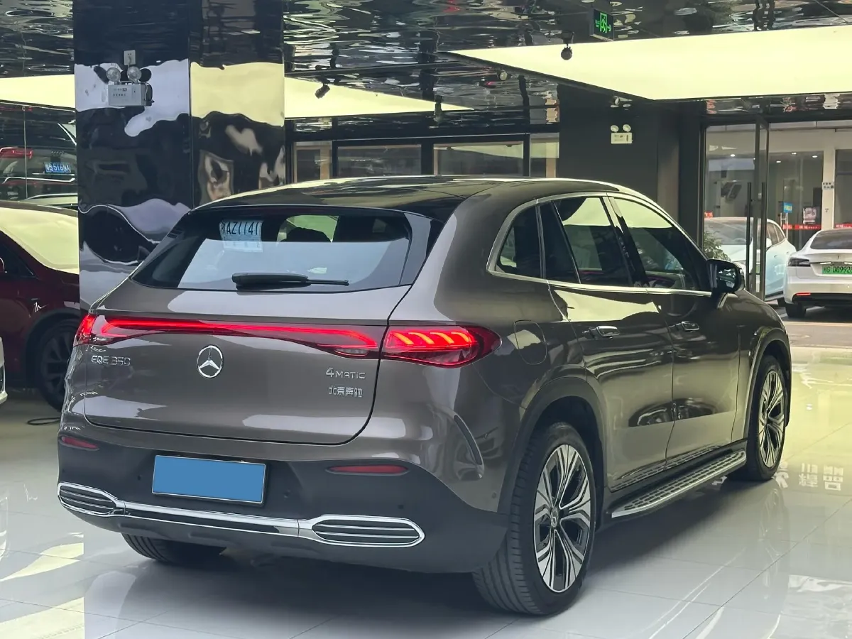 2023 Mercedes-Benz EQE SUV BEV 96.1KWH,autocango,china used car exporter,china ev exporter,chinese used car exporter,chinese used ev exporter
