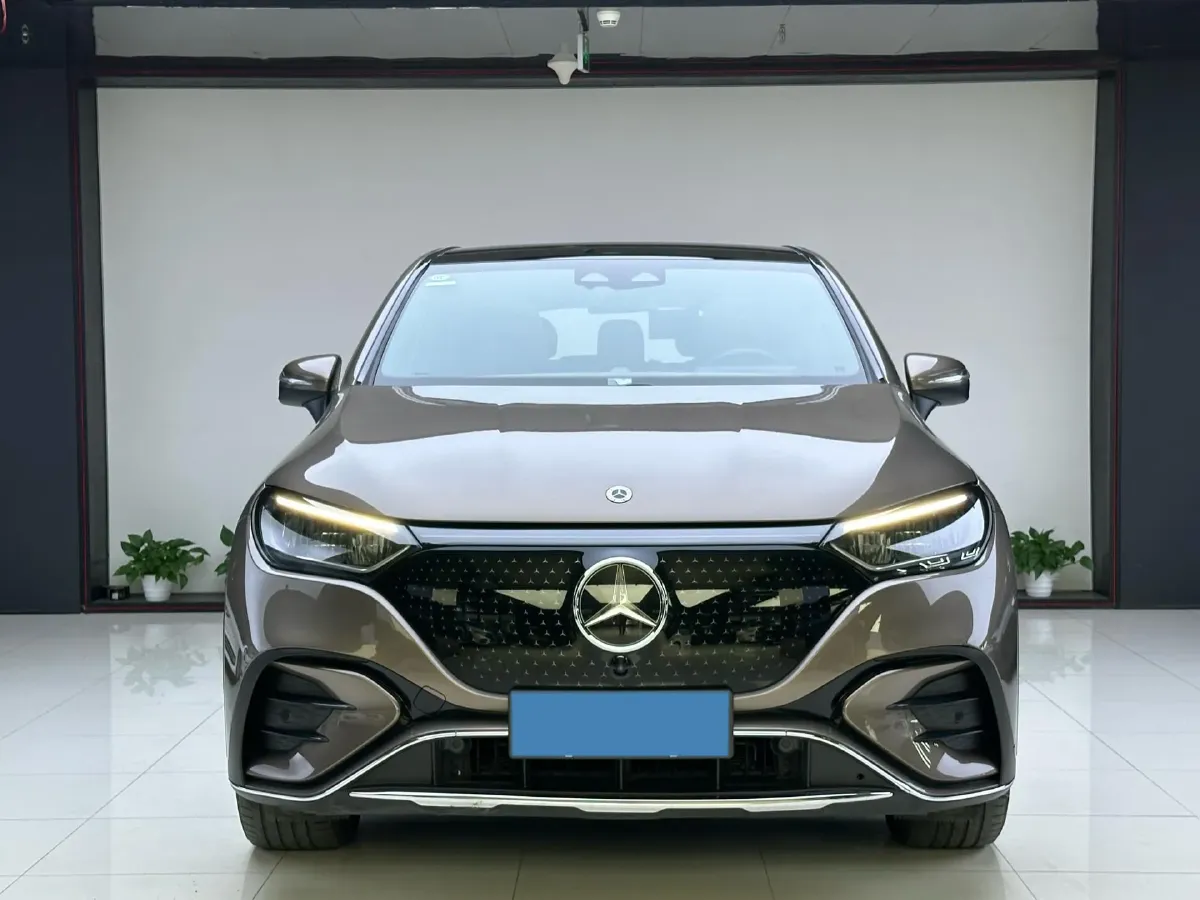 2023 Mercedes-Benz EQE SUV BEV 96.1KWH,autocango,china used car exporter,china ev exporter,chinese used car exporter,chinese used ev exporter