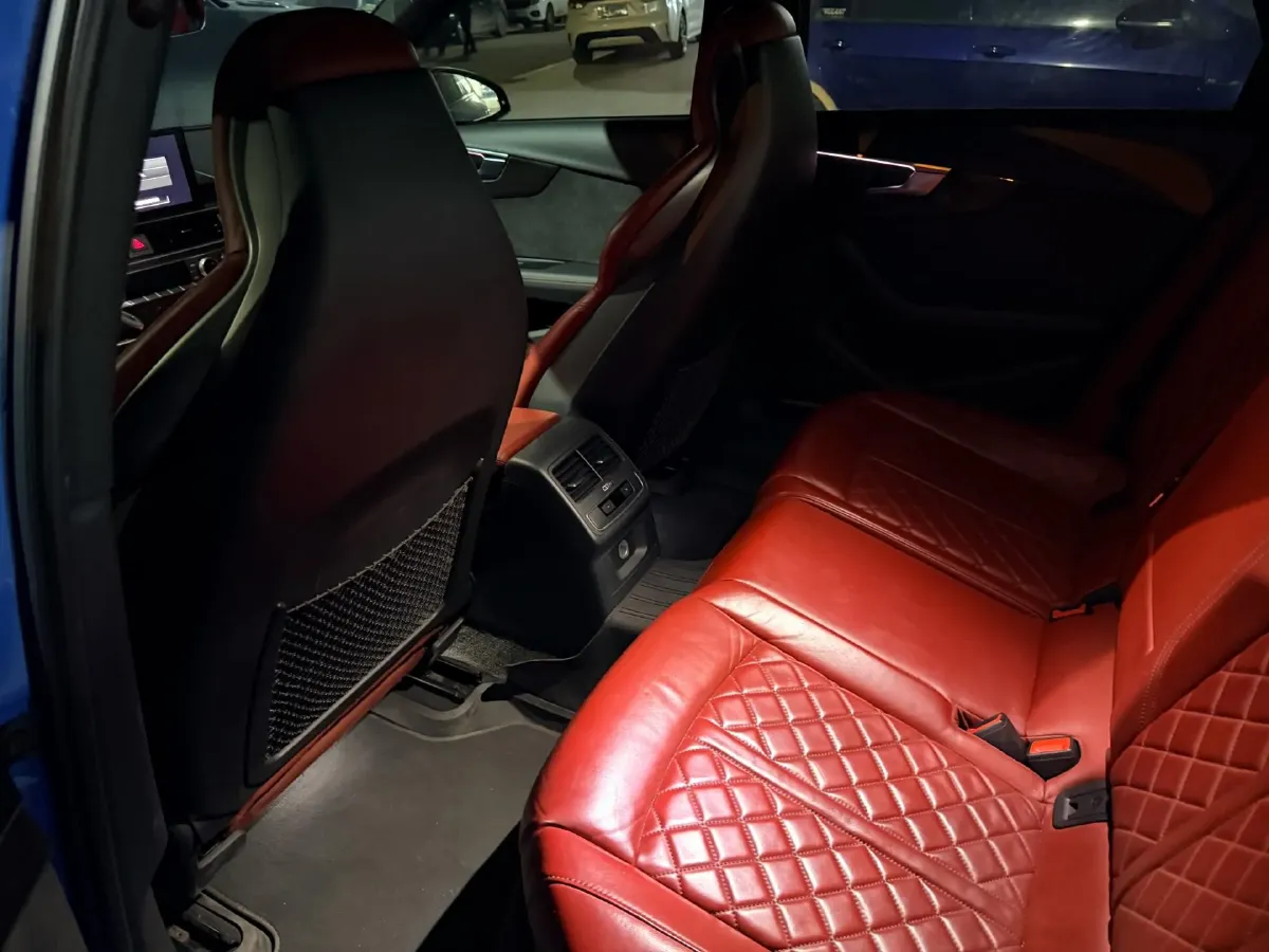 2020 Audi S4 3.0T 354HP V6 8AT,autocango,china used car exporter,china ev exporter,chinese used car exporter,chinese used ev exporter